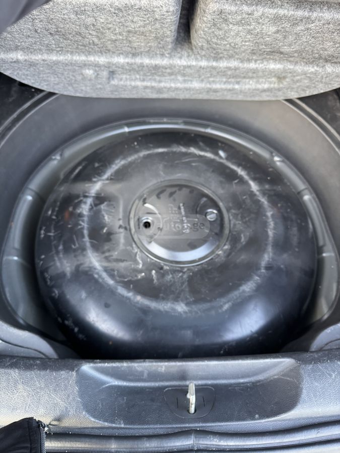 Jeep Cherokee - фото 11