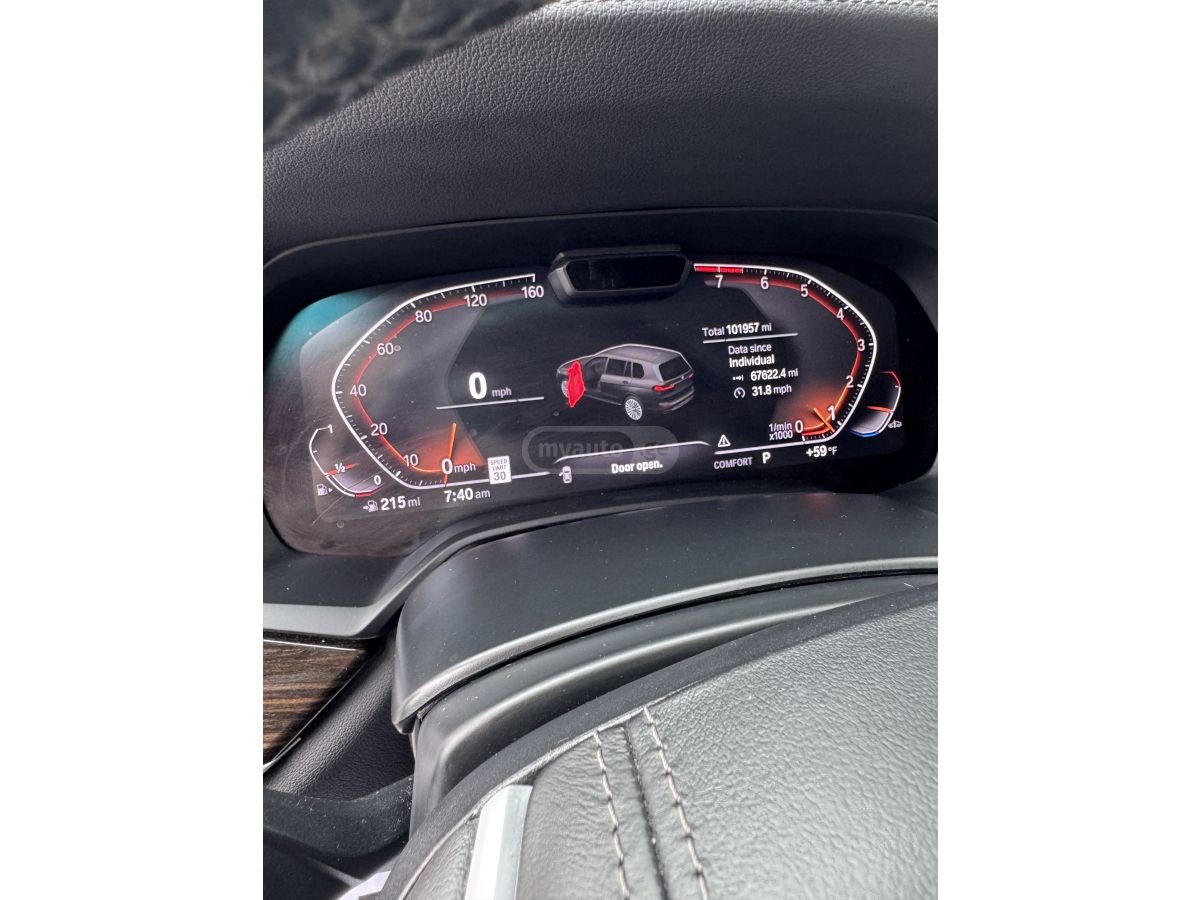 BMW X7 - фото 13