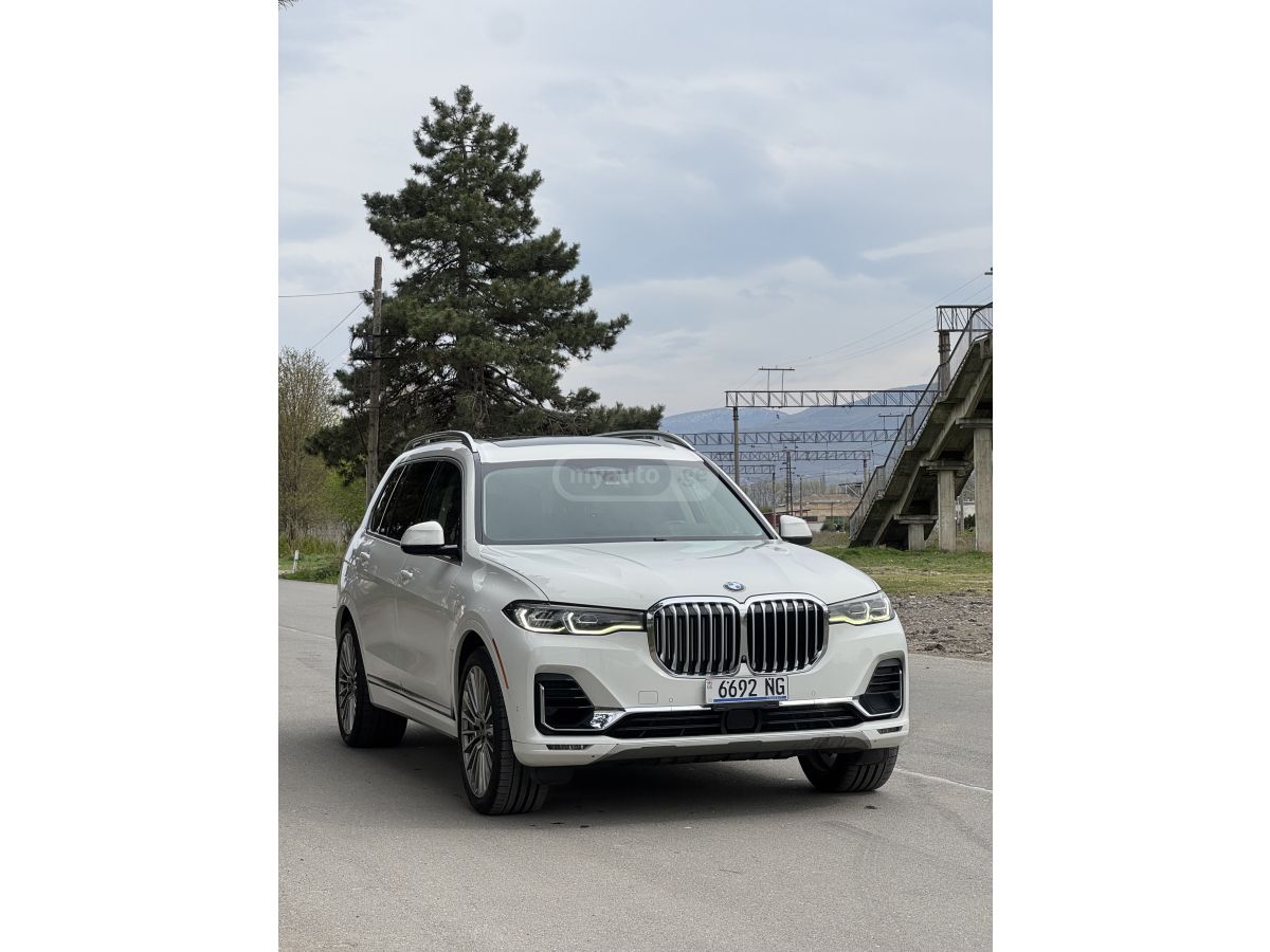 BMW X7 - фото 5