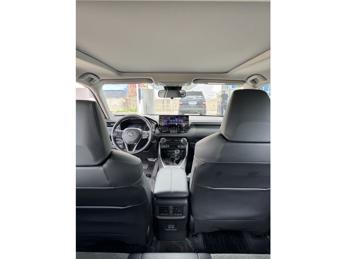 Toyota RAV 4 - фото 10