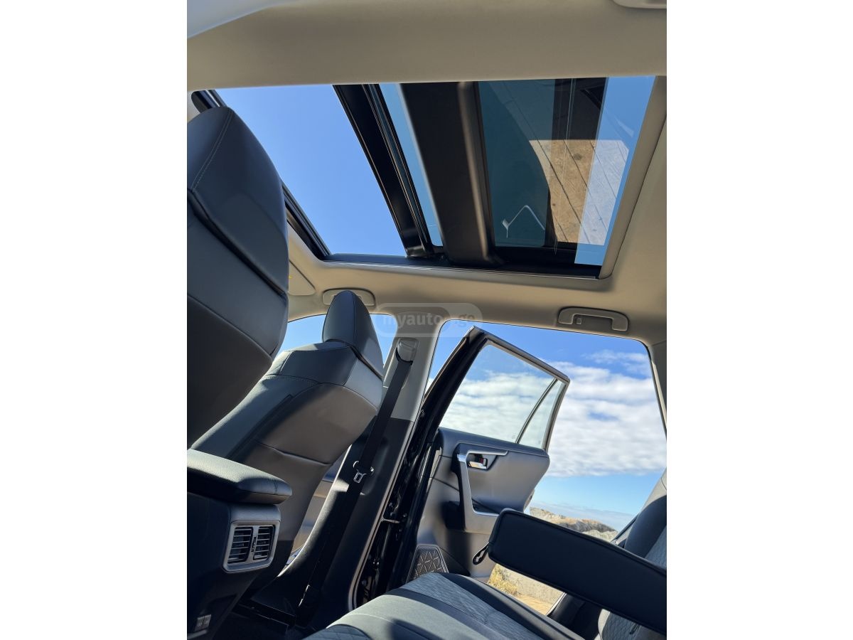 Toyota RAV 4 - фото 12