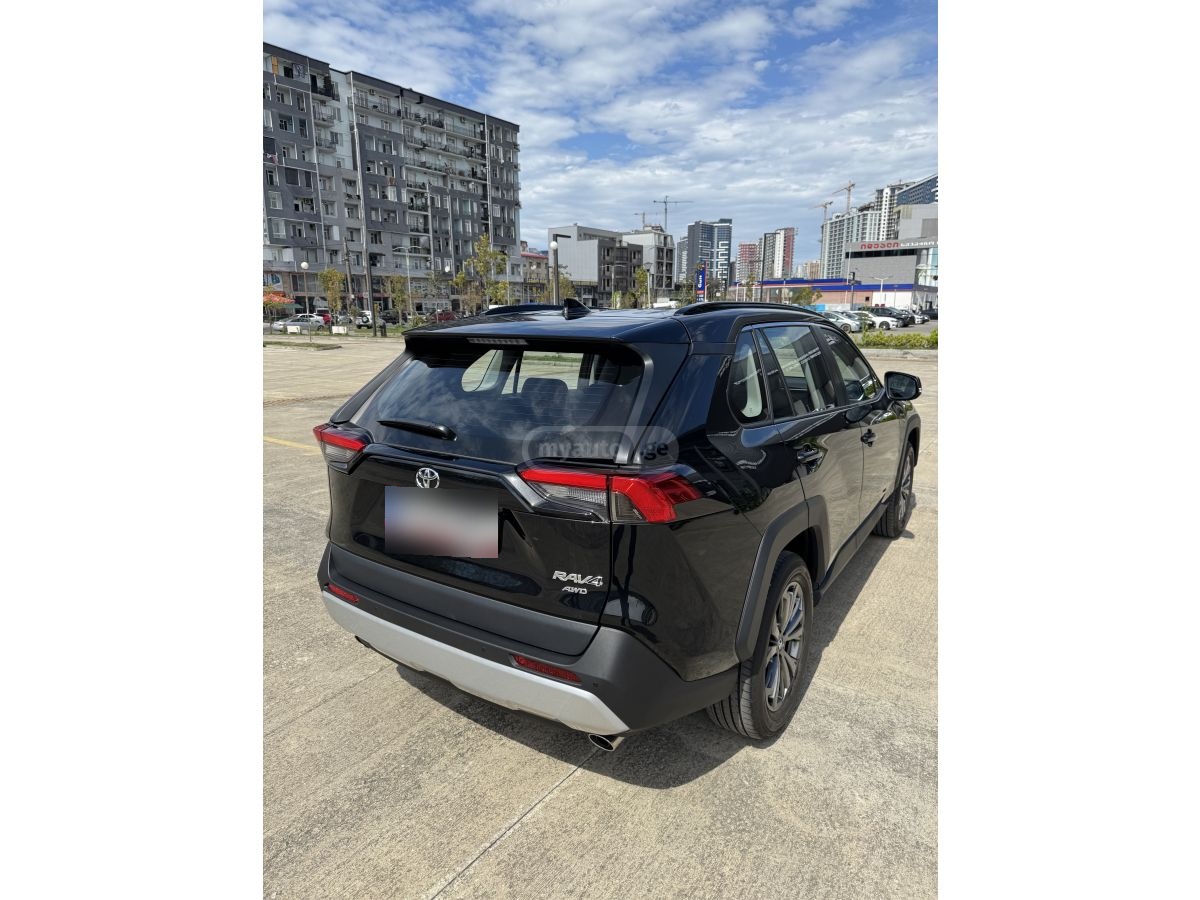 Toyota RAV 4 - фото 6