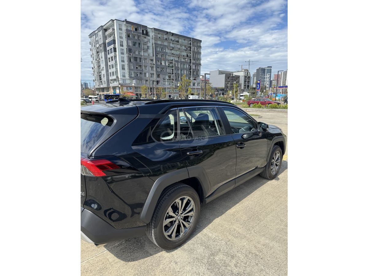 Toyota RAV 4 - фото 7