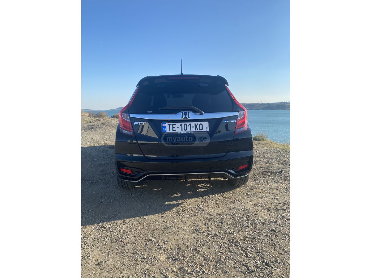 Honda FIT - фото 4