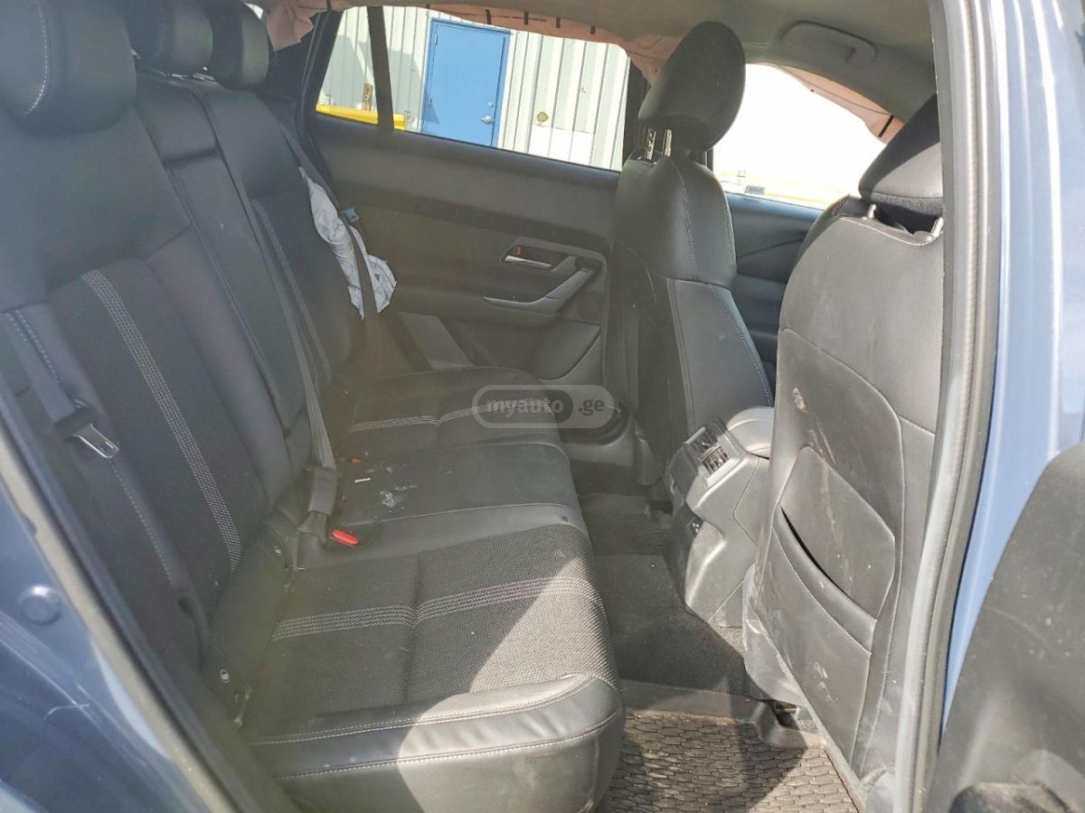 Mazda CX-50 - фото 11