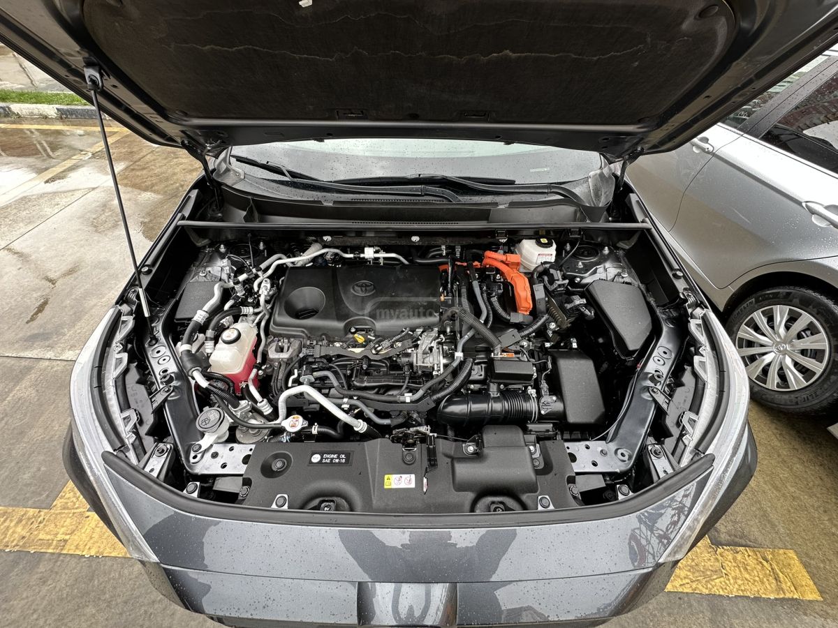 Toyota RAV 4 - фото 10