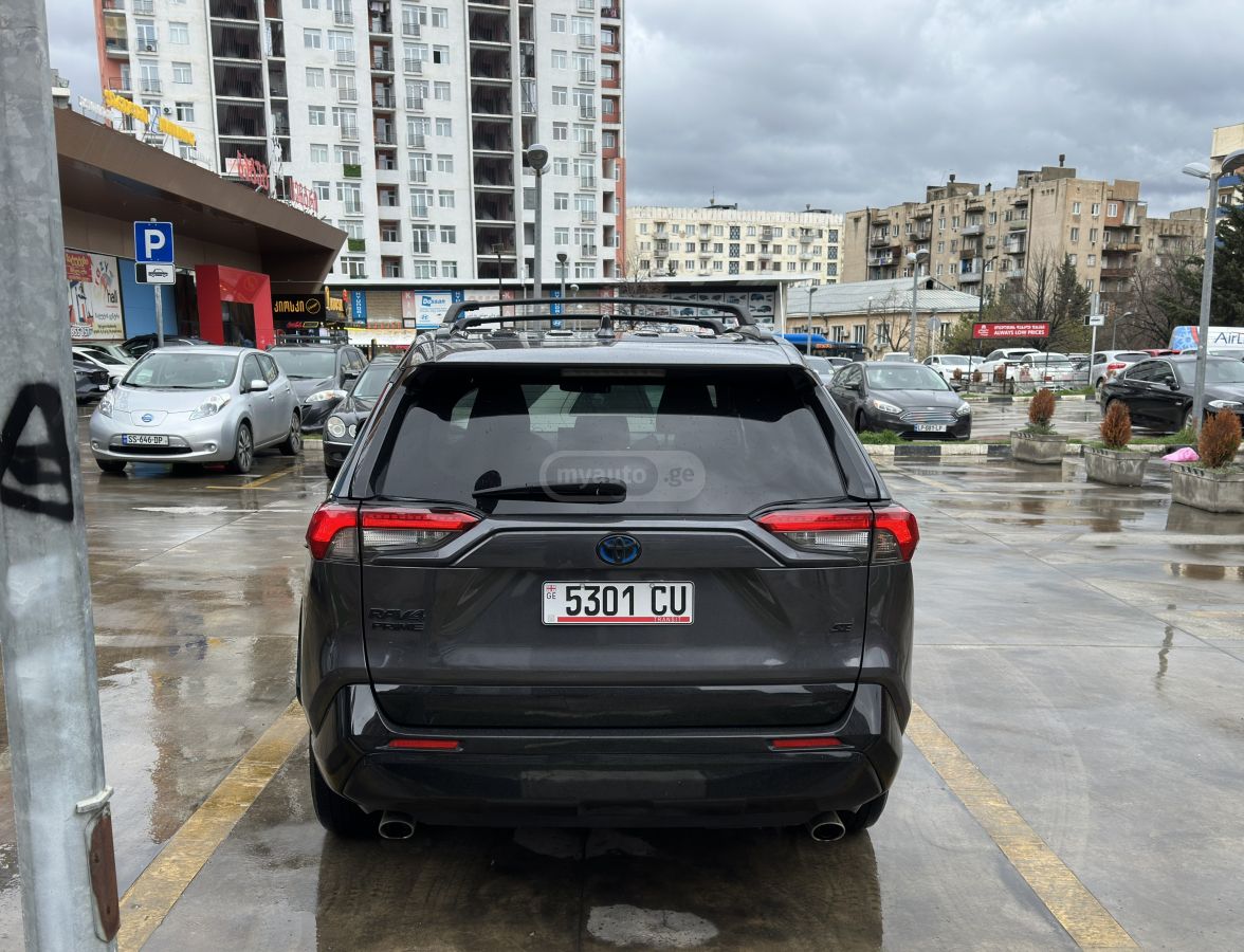 Toyota RAV 4 - фото 5