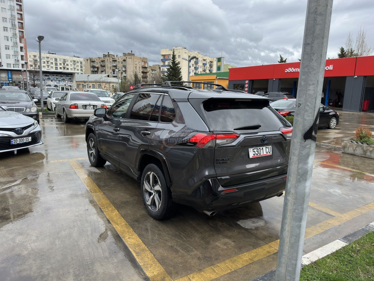 Toyota RAV 4 - фото 7