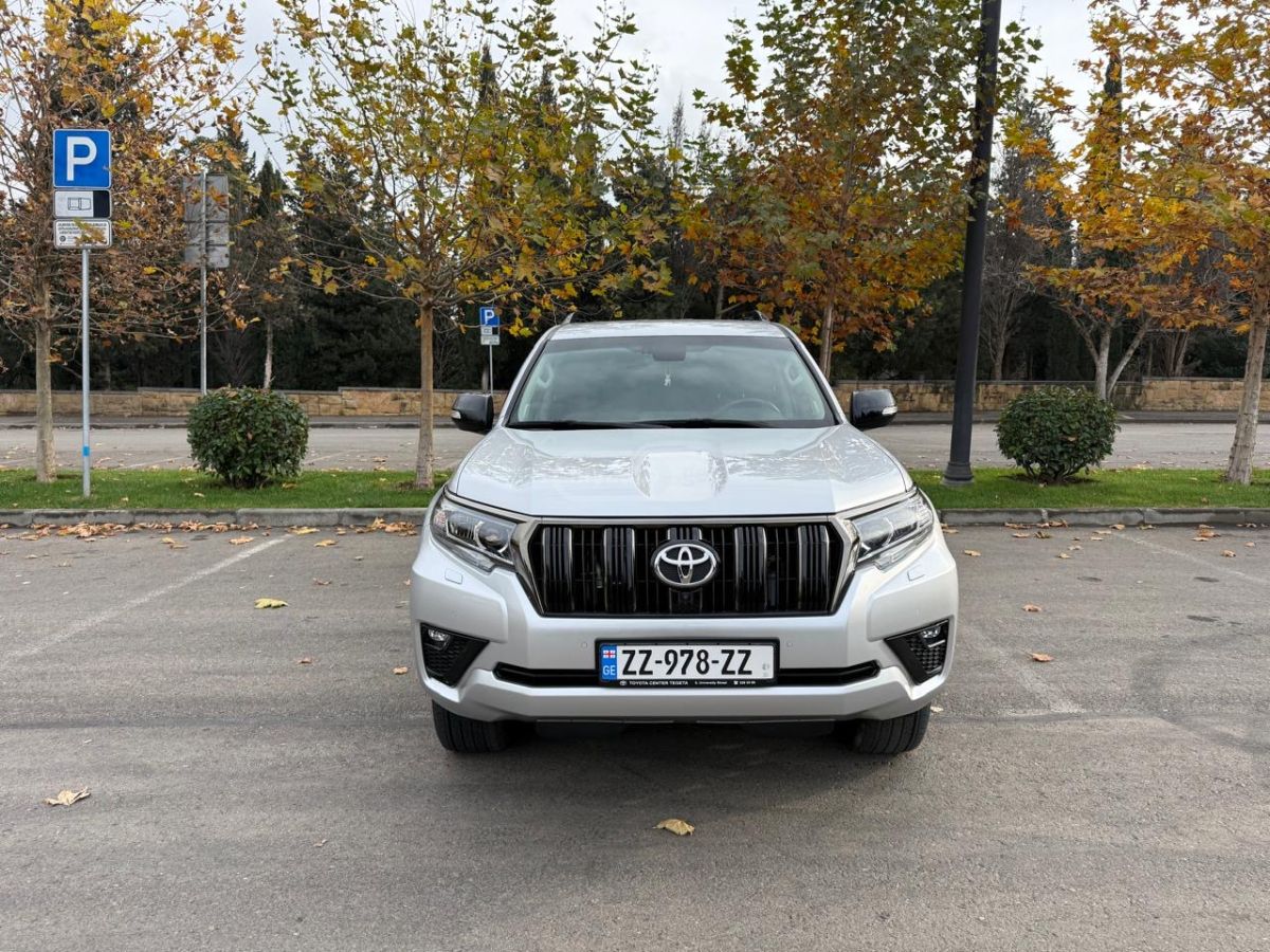 Toyota Land Cruiser Prado - фото 1