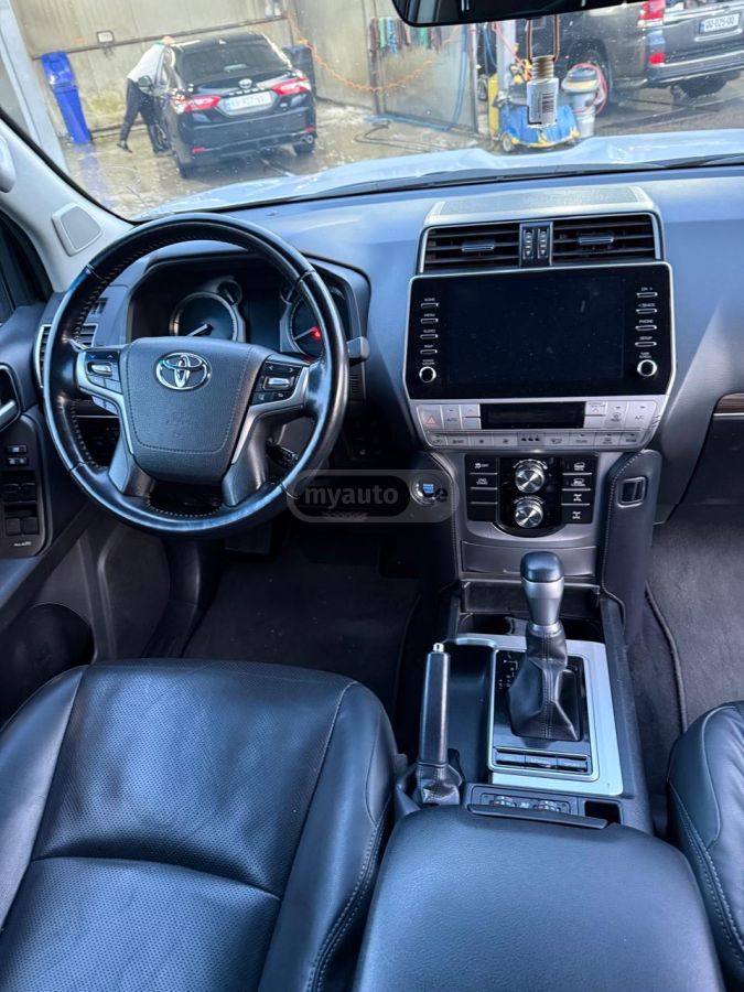 Toyota Land Cruiser Prado - фото 11