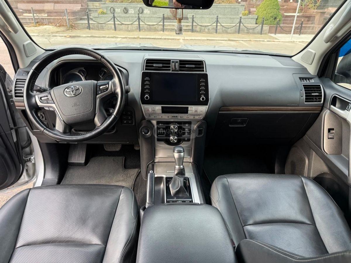 Toyota Land Cruiser Prado - фото 5