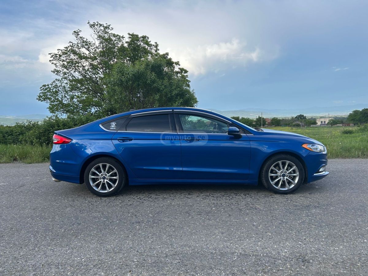 Ford Fusion - фото 7