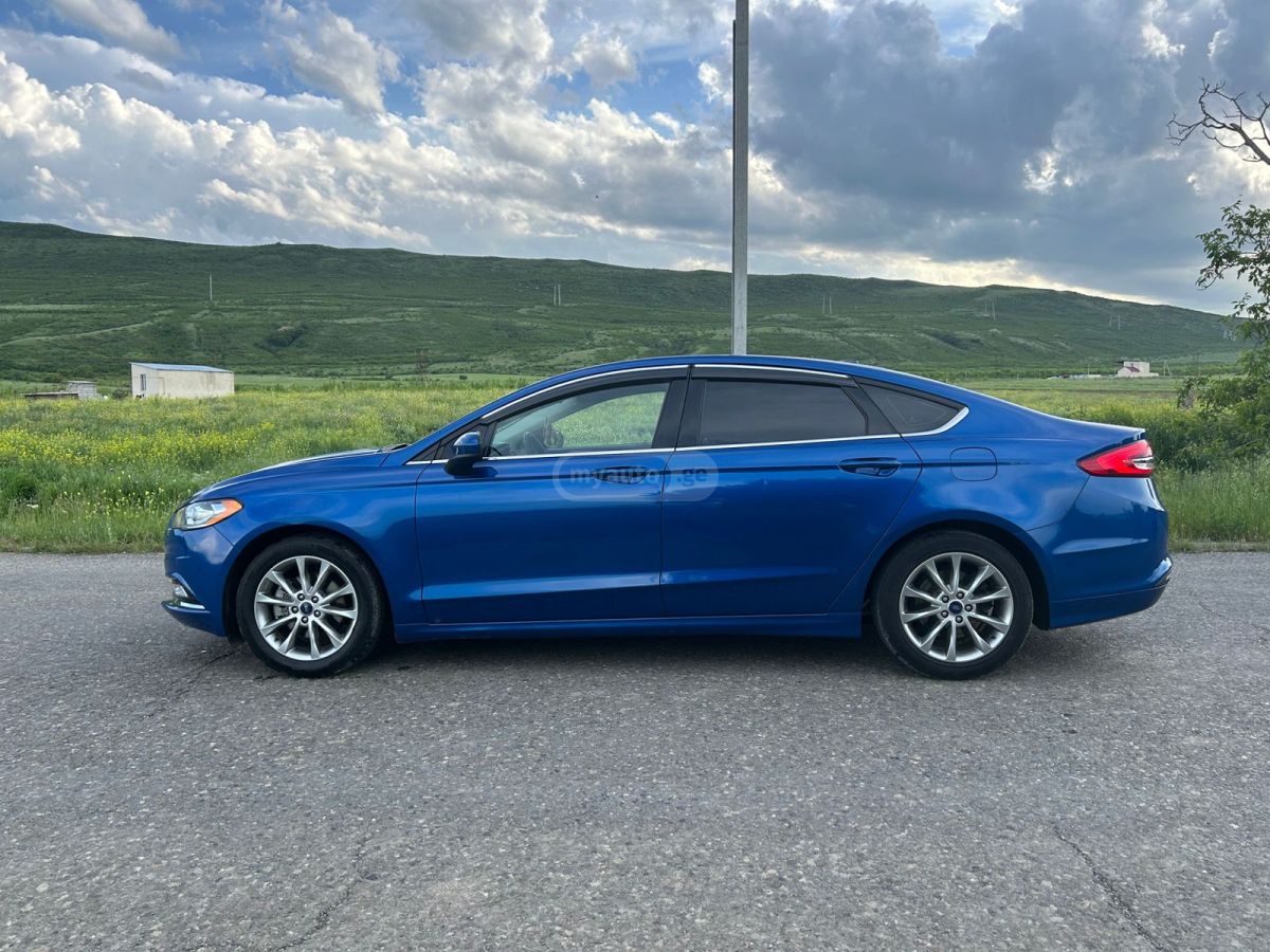 Ford Fusion - фото 8