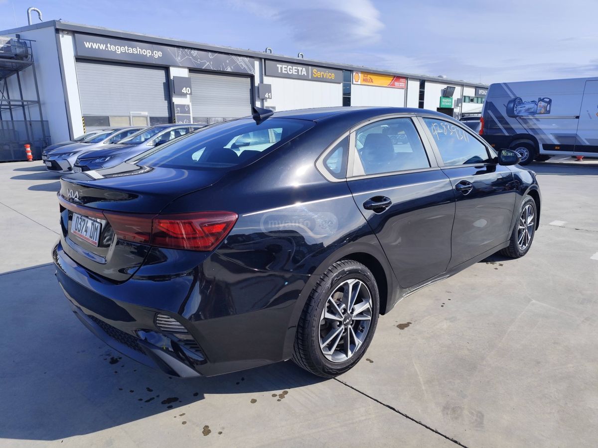 Kia Forte - фото 4