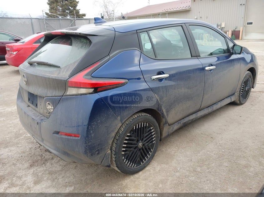 Nissan Leaf - фото 4