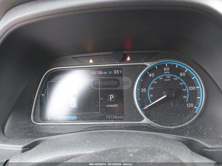 Nissan Leaf - фото 7