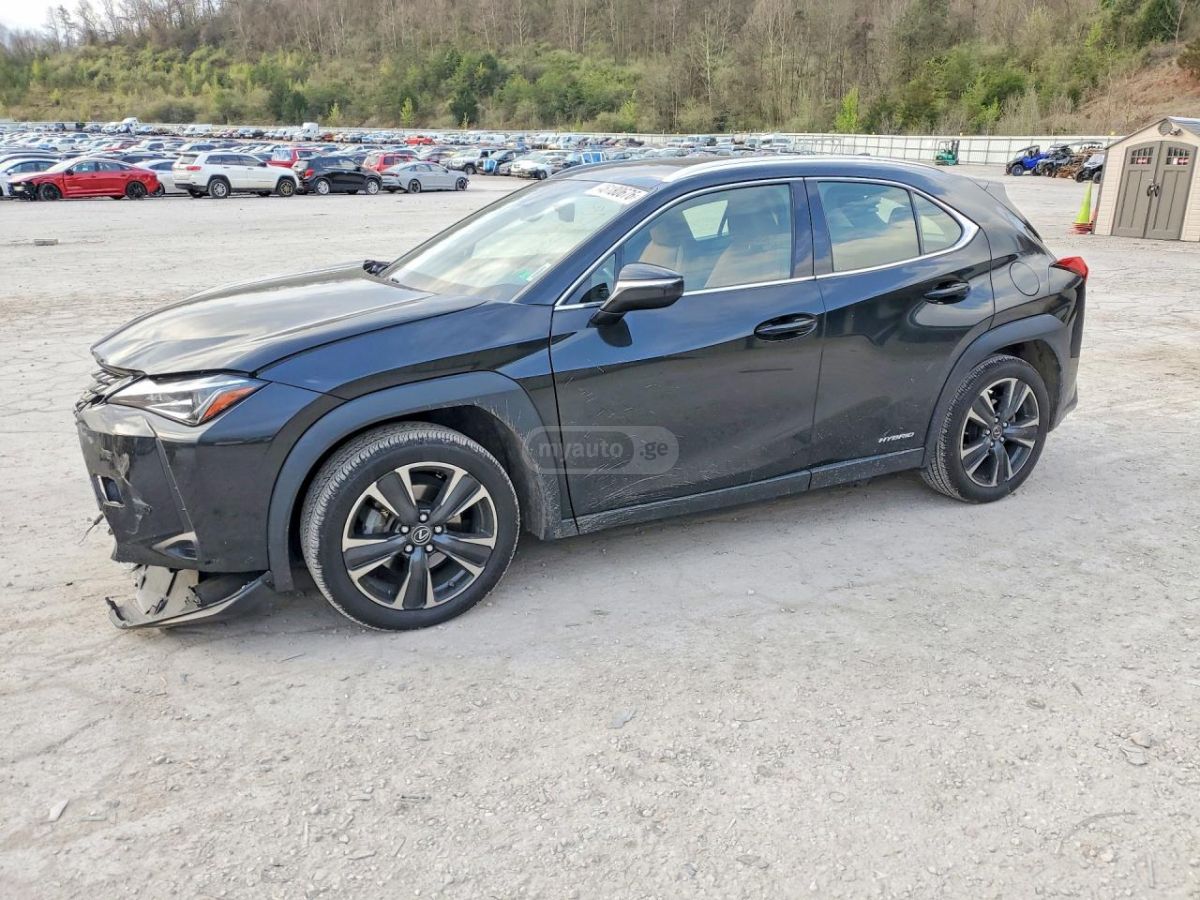 Lexus UX 250 h - фото 1