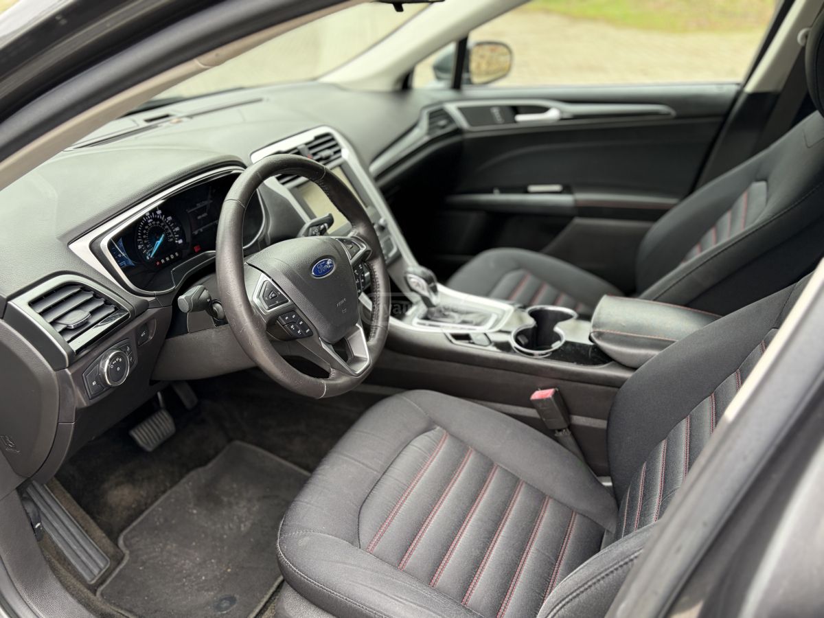Ford Fusion - фото 10