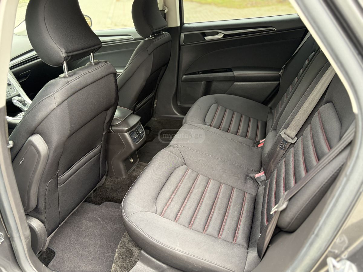 Ford Fusion - фото 11