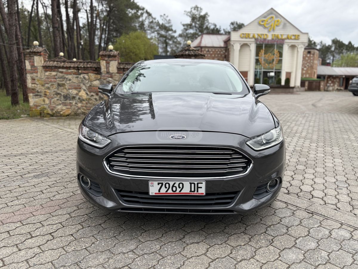 Ford Fusion - фото 2