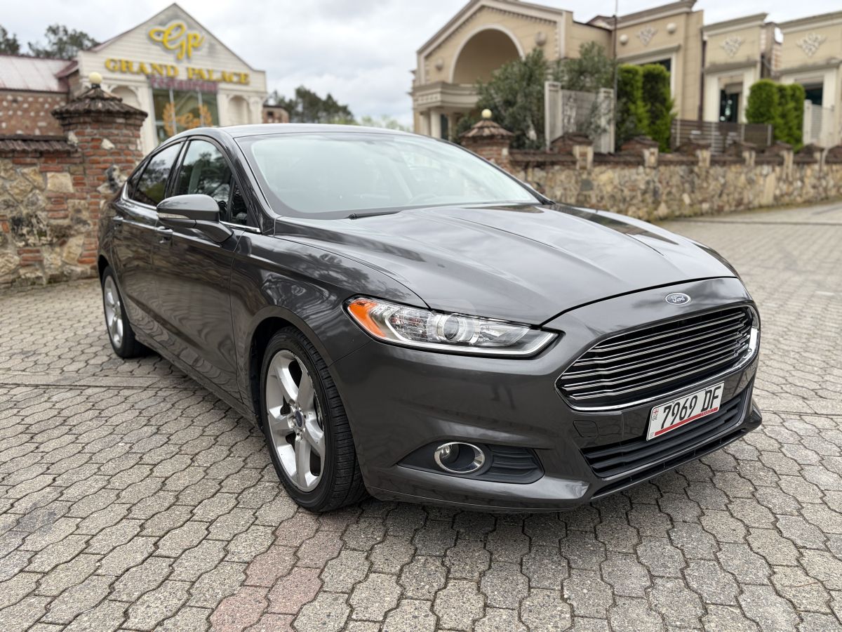 Ford Fusion - фото 3
