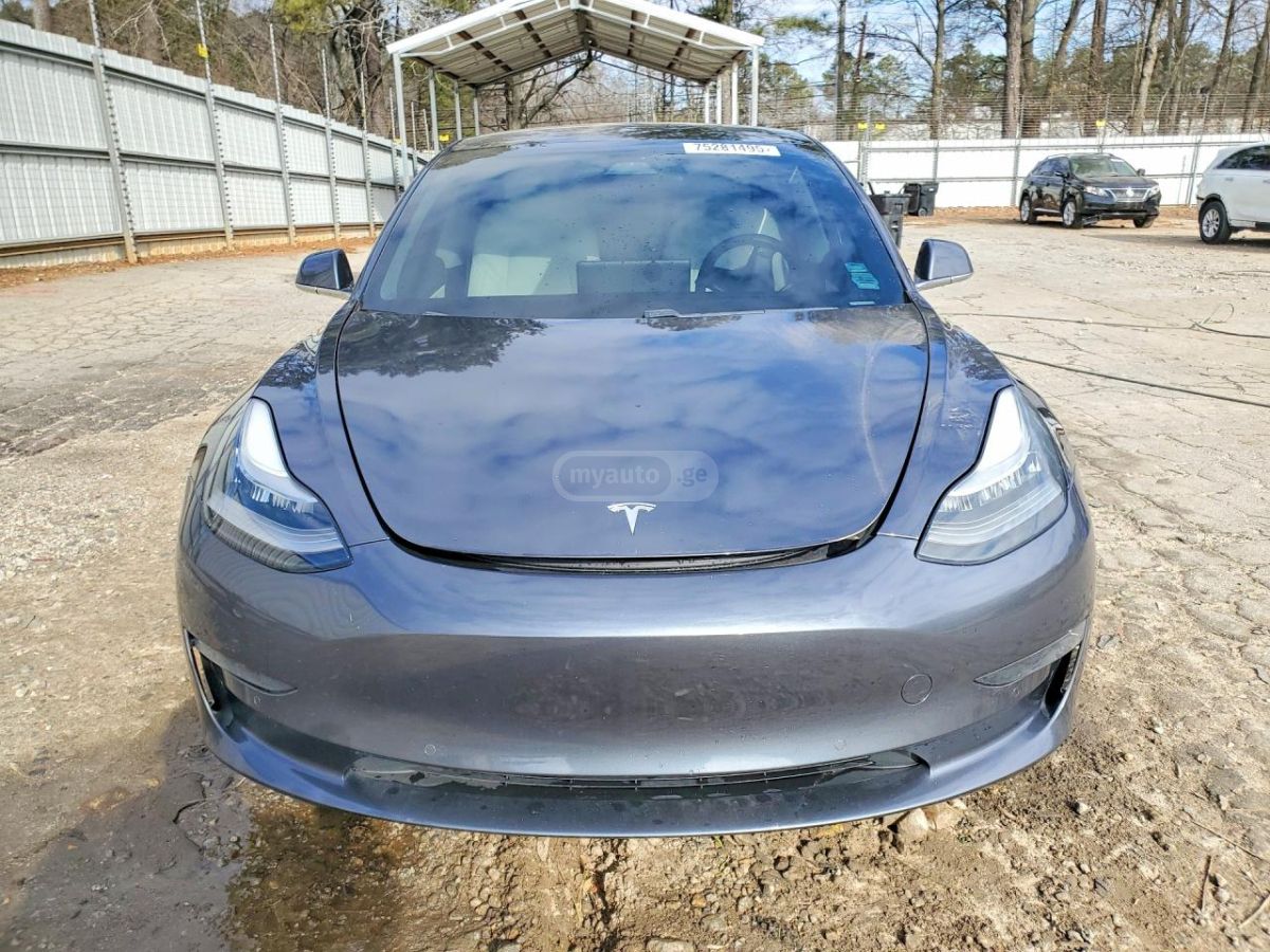 Tesla Model 3 - фото 5
