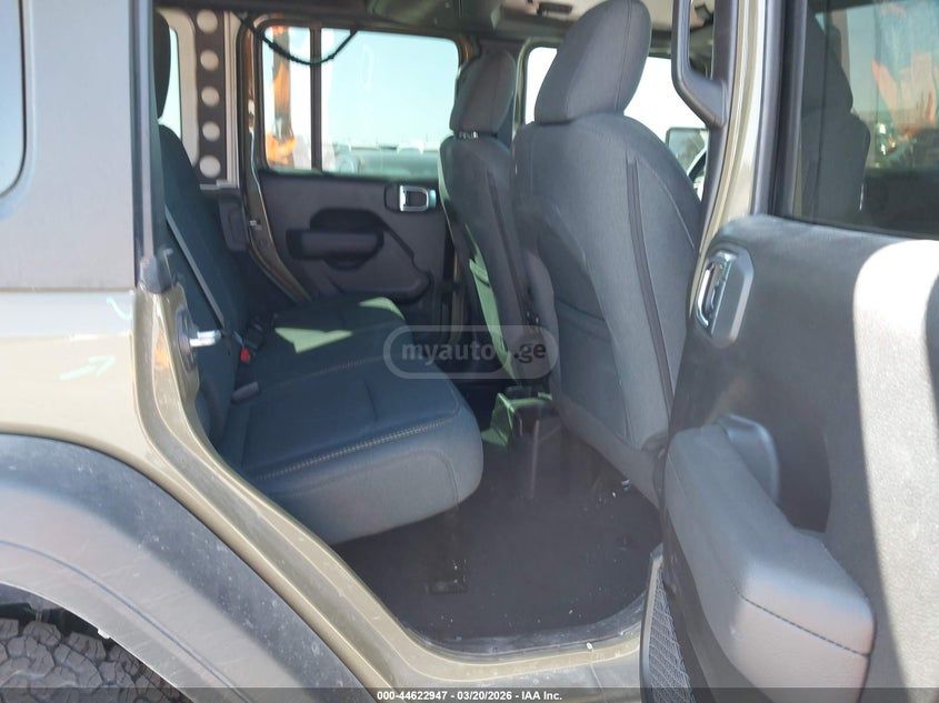 Jeep Wrangler 2025 — миниатюра 8