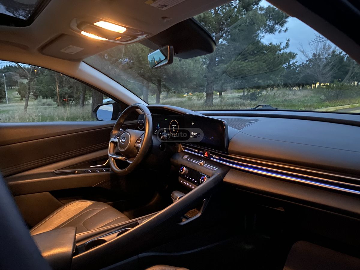 Hyundai Elantra - фото 6