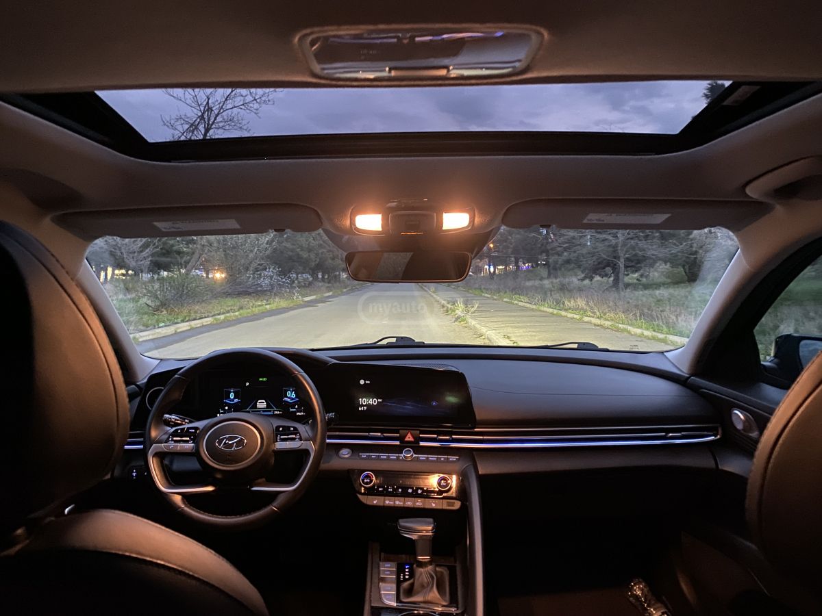 Hyundai Elantra - фото 7