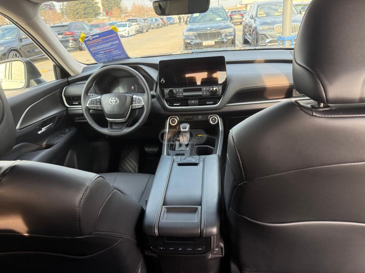 Toyota Grand Highlander - фото 5