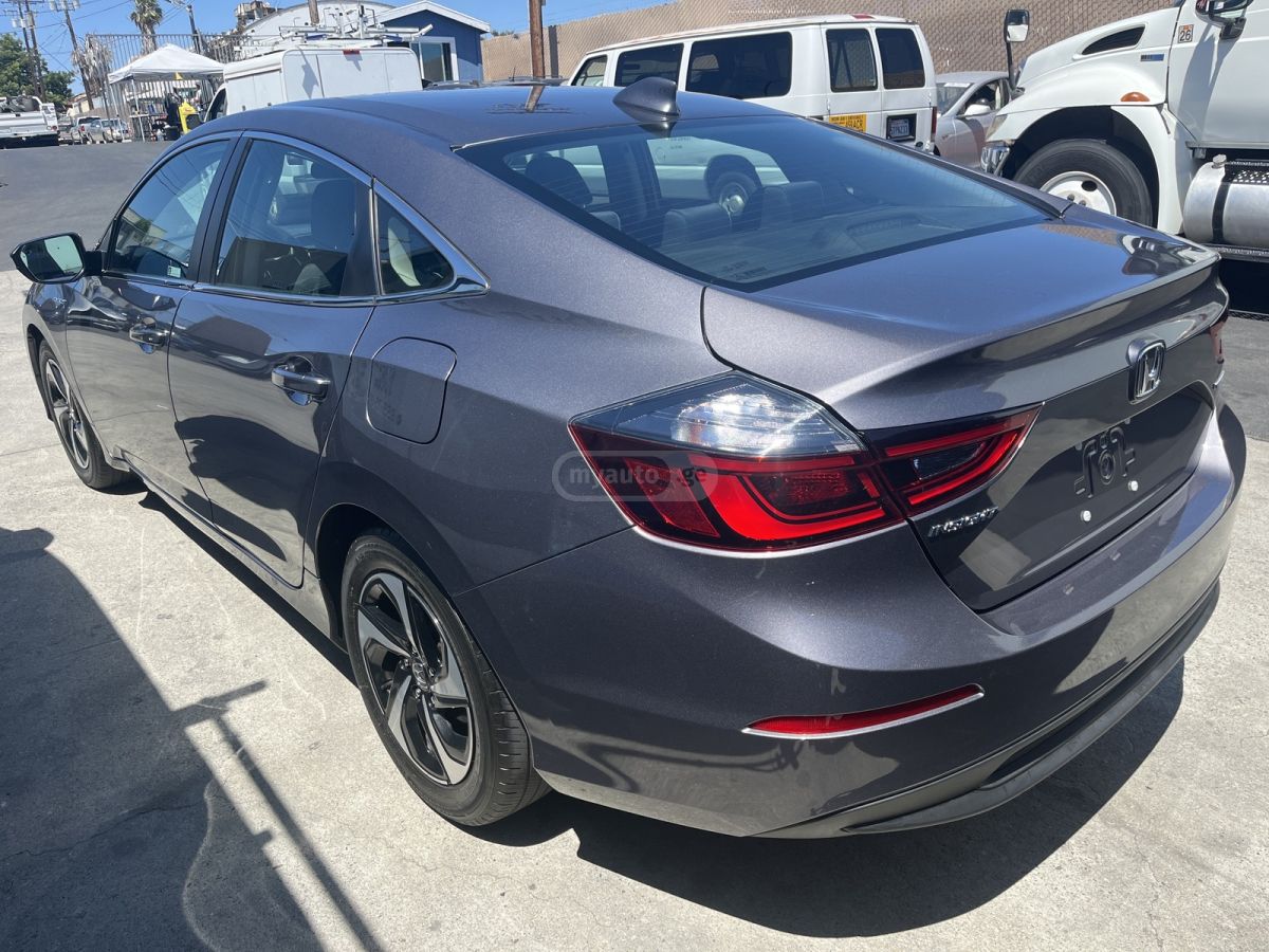 Honda Insight - фото 4