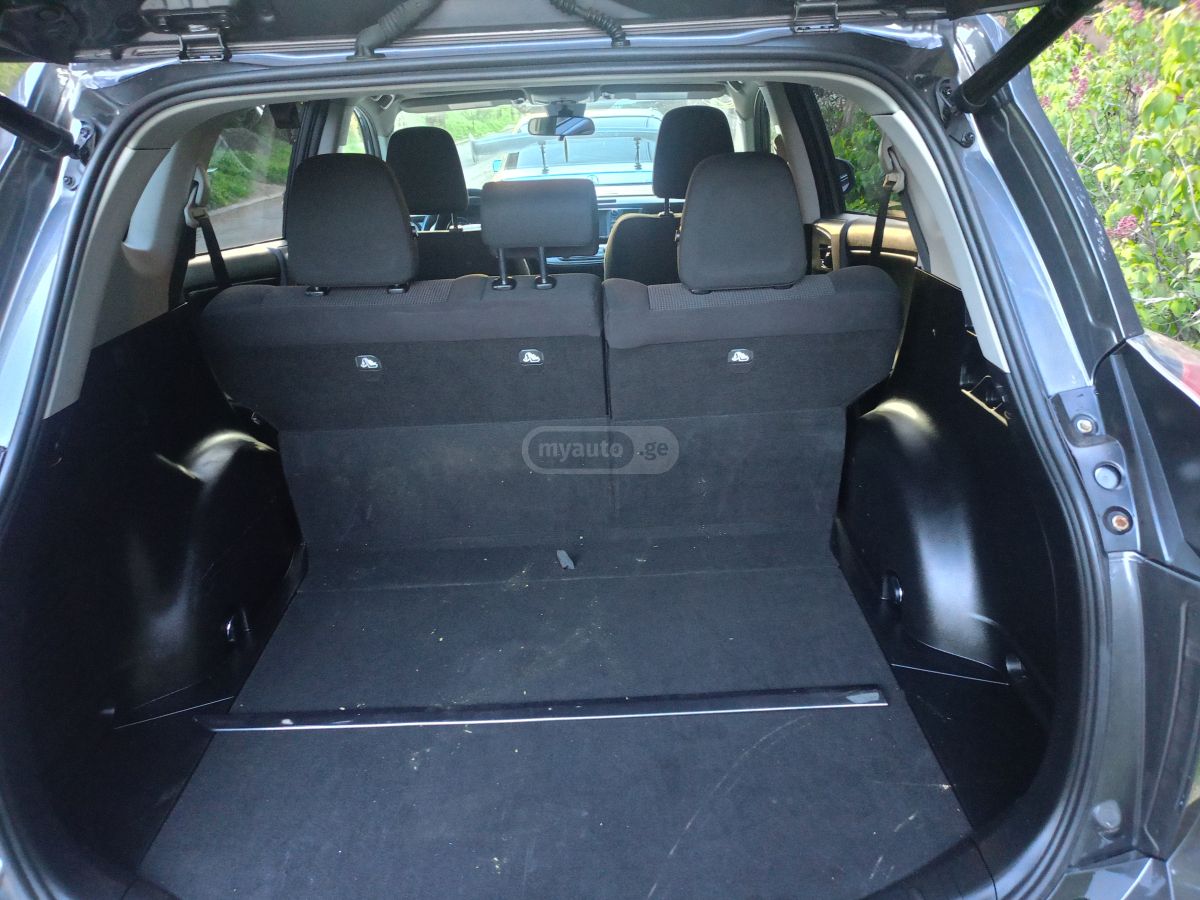Toyota RAV 4 - фото 9