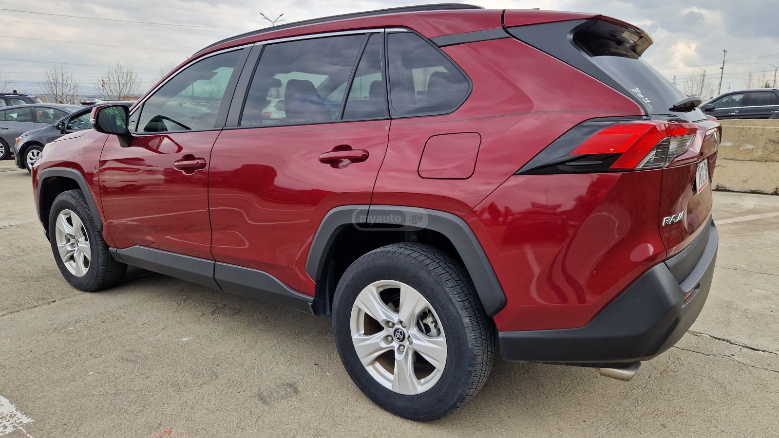 Toyota RAV 4 - фото 7