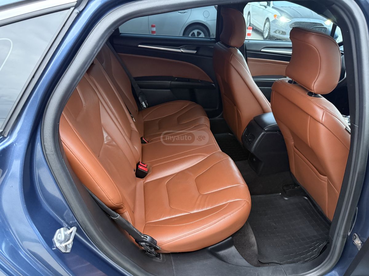 Ford Fusion - фото 6