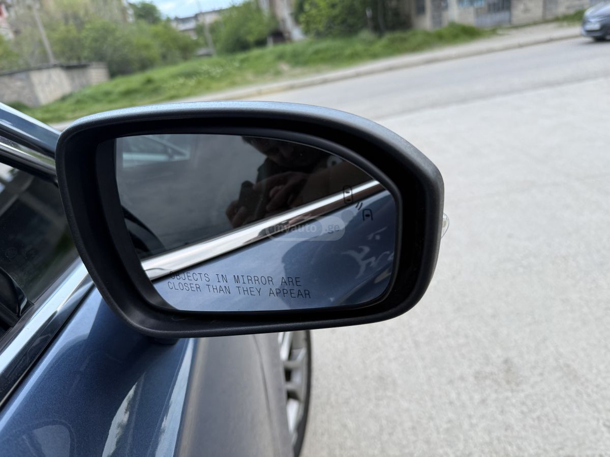 Ford Fusion - фото 9