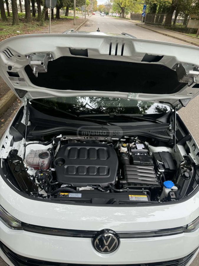 Volkswagen Tiguan - фото 10