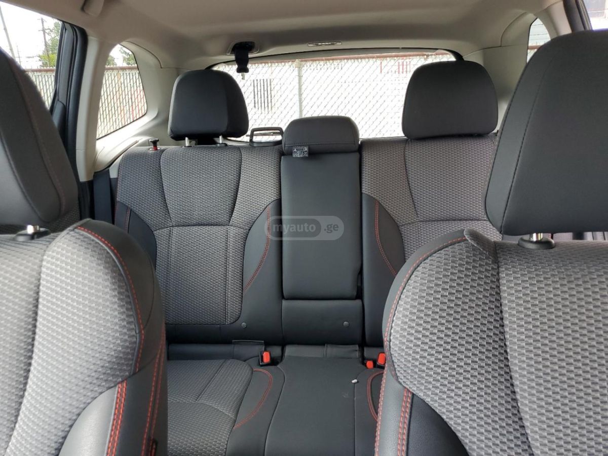 Subaru Forester - фото 10