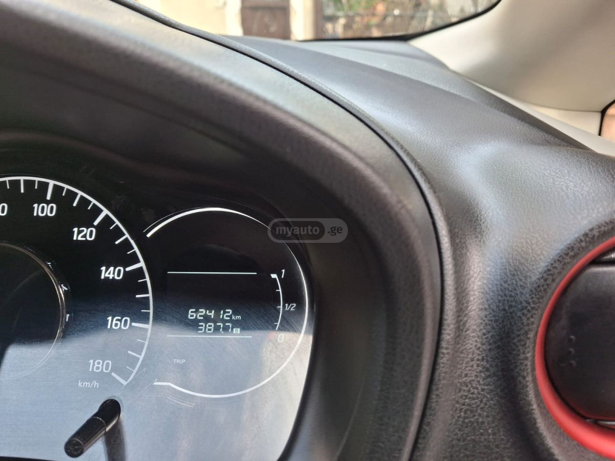 Nissan Note - фото 8