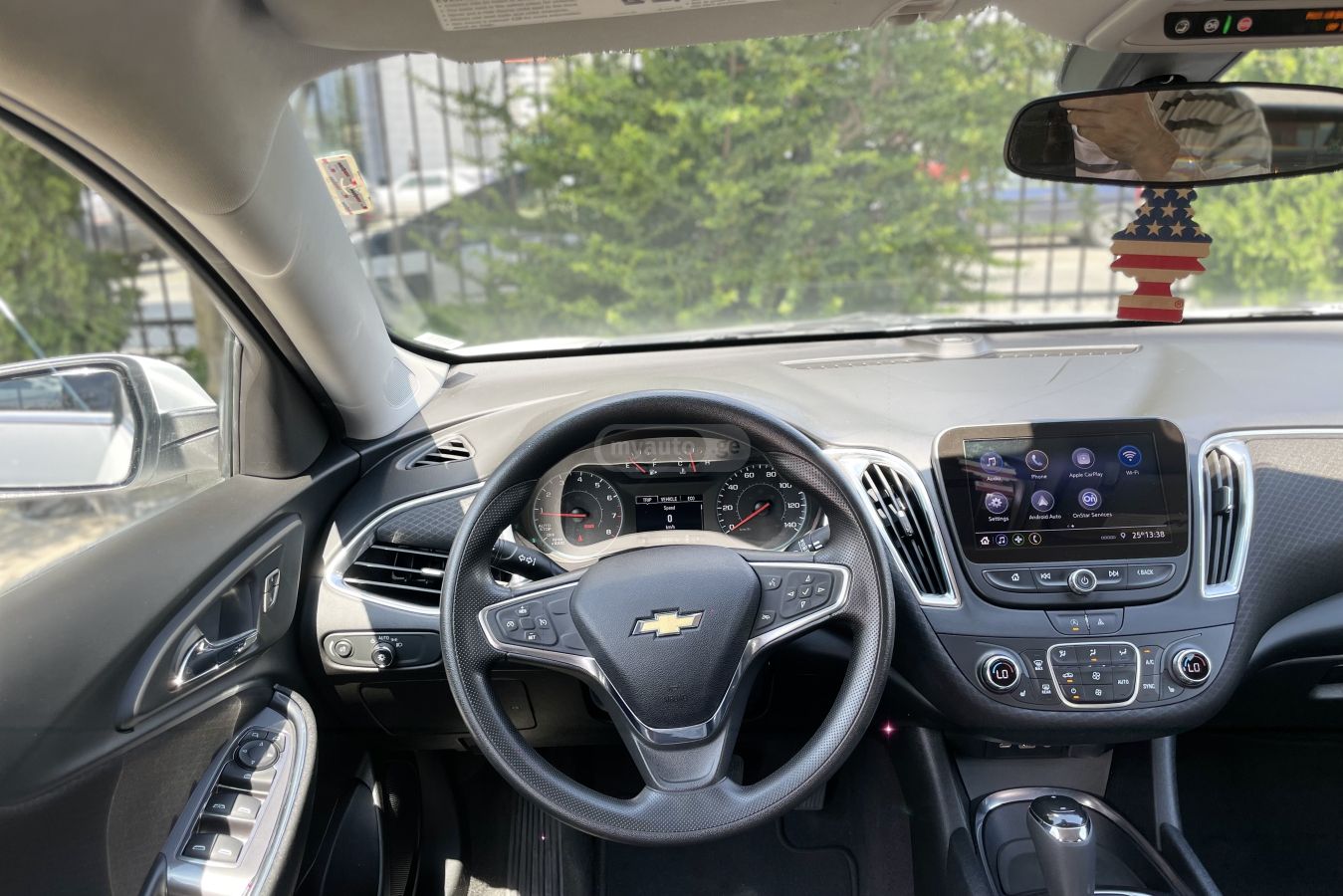 Chevrolet Malibu - фото 10