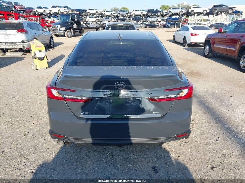 Toyota Camry - фото 10