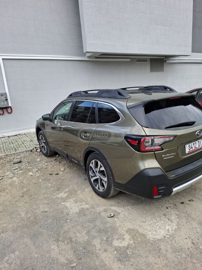 Subaru Limited 4dr All-Wheel Drive CV — миниатюра 3