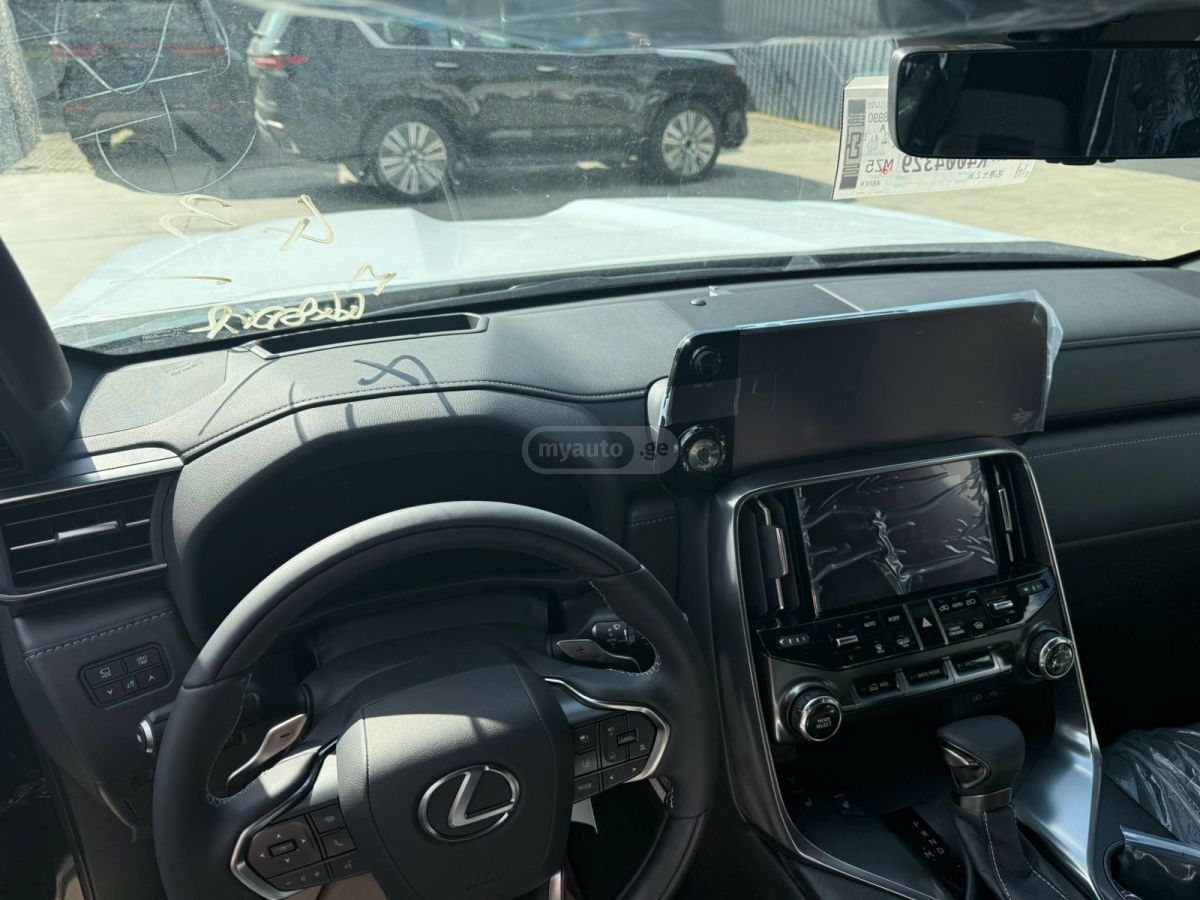 Lexus LX 500 - фото 10