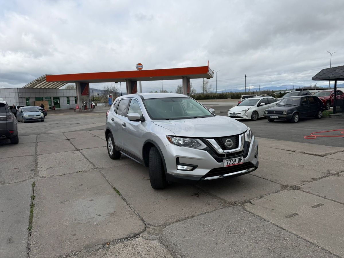 Nissan Rogue - фото 8