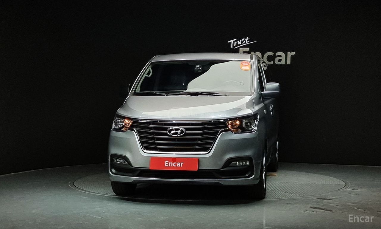 Hyundai Starex - фото 3