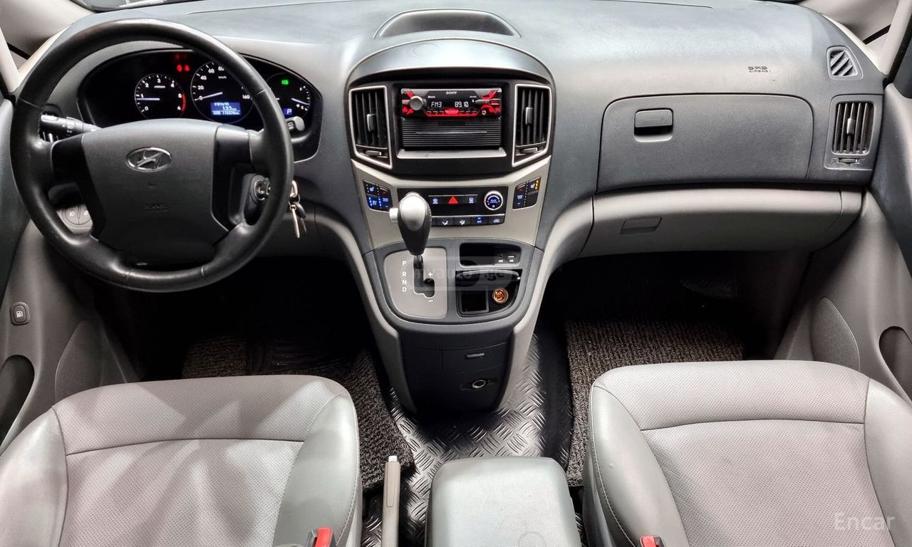 Hyundai Starex - фото 7