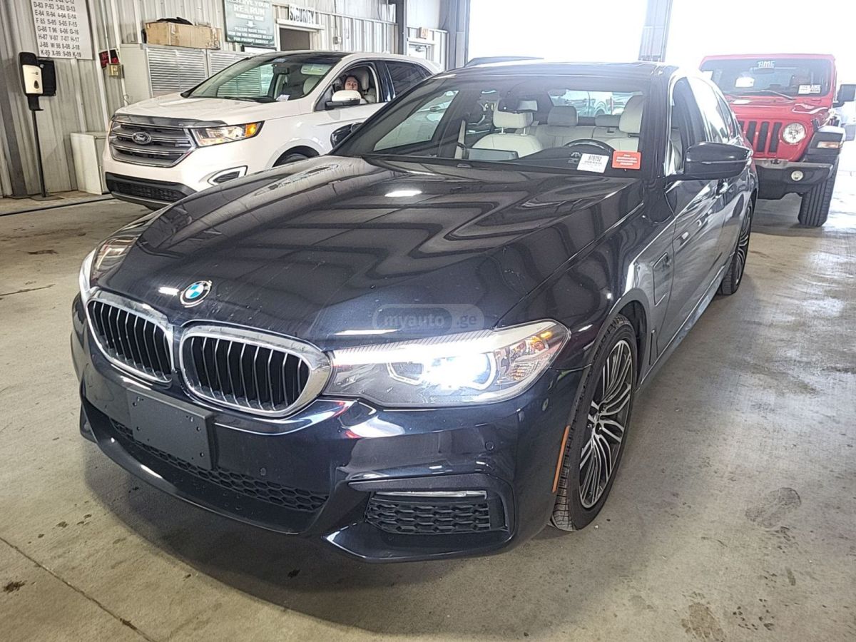 BMW 530 - фото 1