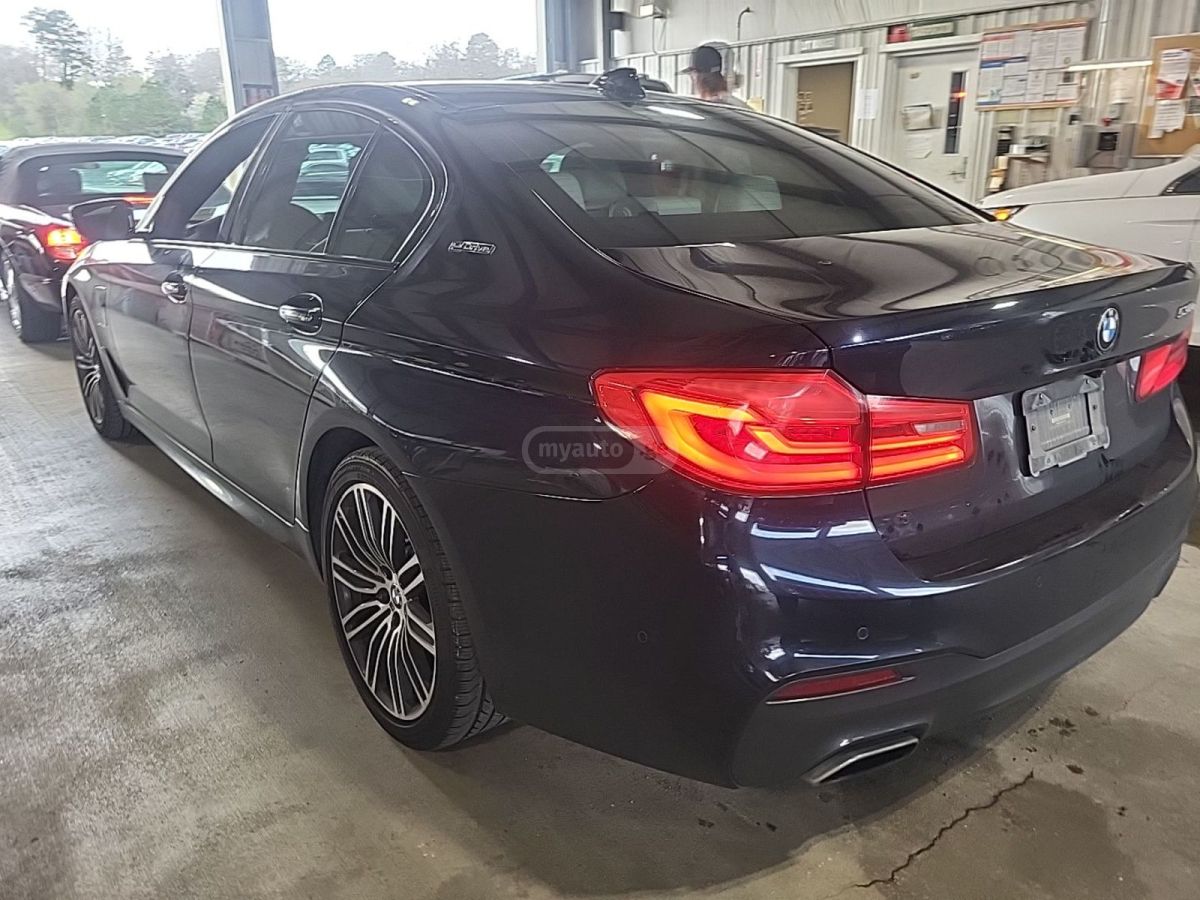 BMW 530 - фото 3