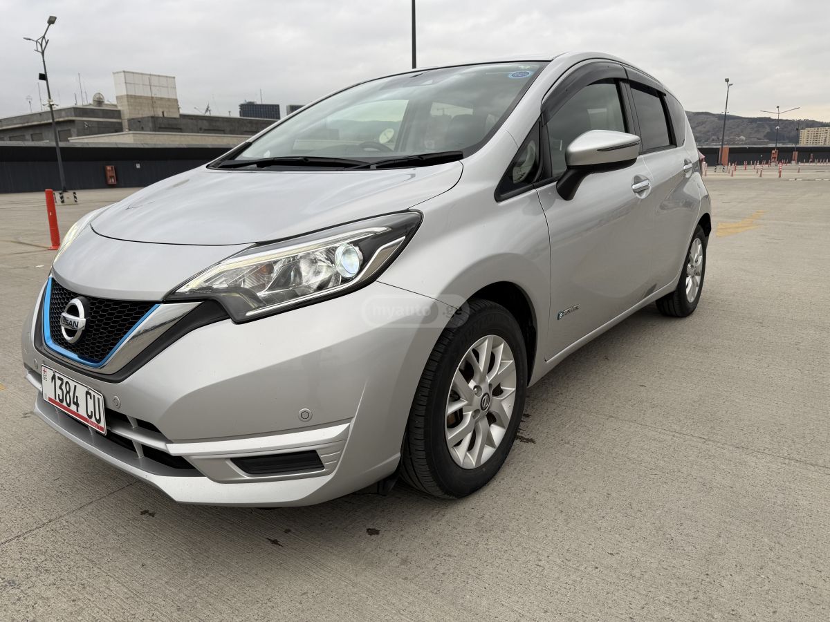 Nissan Note - фото 4