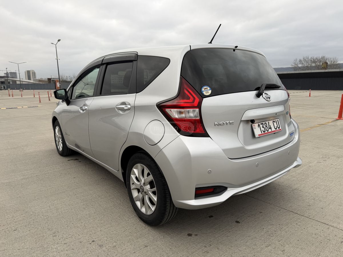 Nissan Note - фото 6