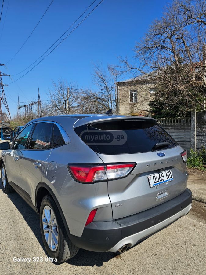 Ford Escape - фото 5